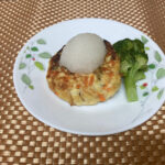 豆腐とちくわなどで、焼きがんもどき